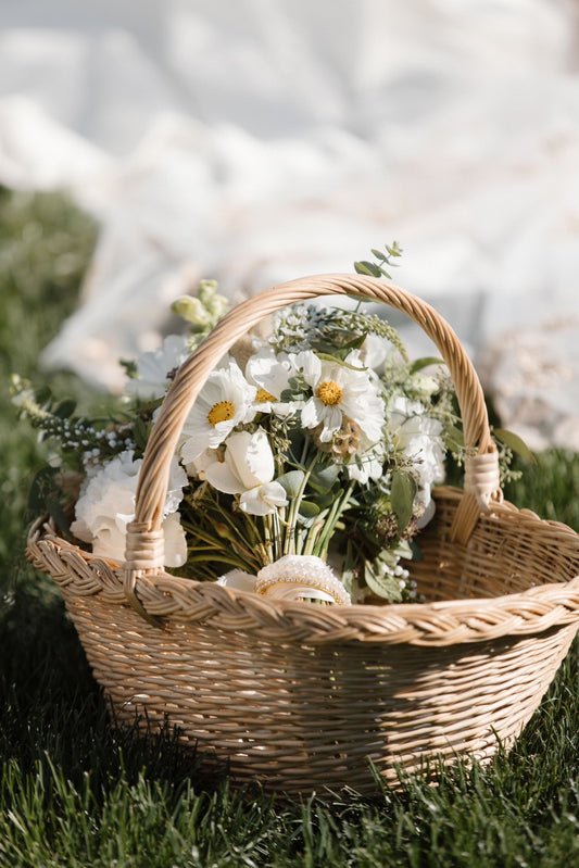 Our First Wedding Floral Season — and Honestly? I’m Obsessed.