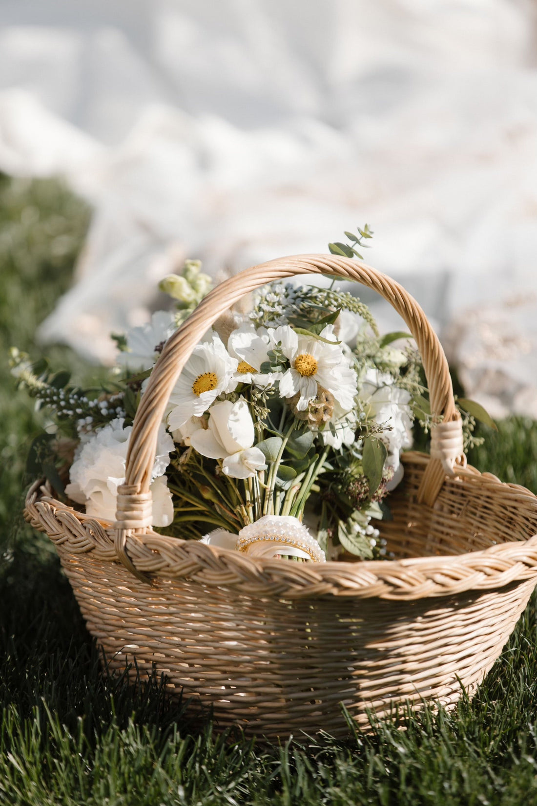 Our First Wedding Floral Season — and Honestly? I’m Obsessed.
