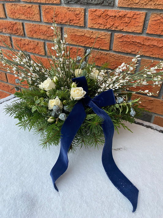 Short White Centerpiece